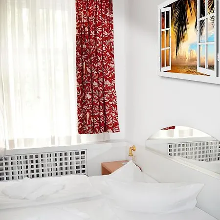 Hotel - Pension Haubach 2*