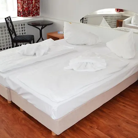 Hotel - Pension Haubach Берлин