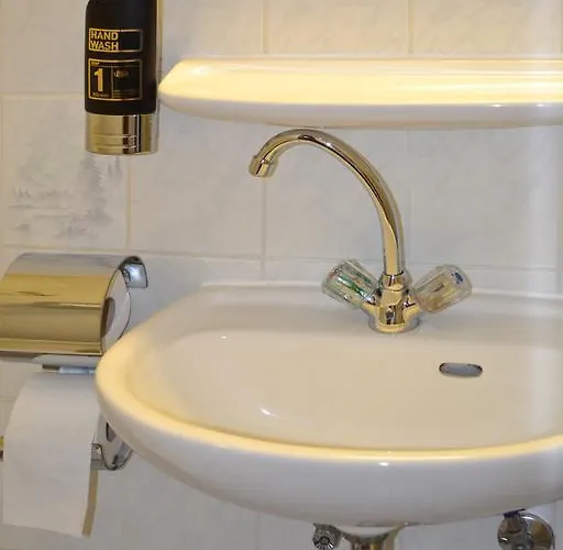 Ξενοδοχείο Hotel - Pension Haubach 2*