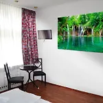 Szálloda Hotel - Pension Haubach Berlin
