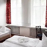 Hotel - Pension Haubach Szálloda
